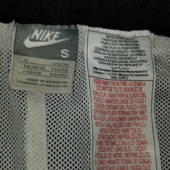 Nike Nylon shorts - Picture 5 of 6